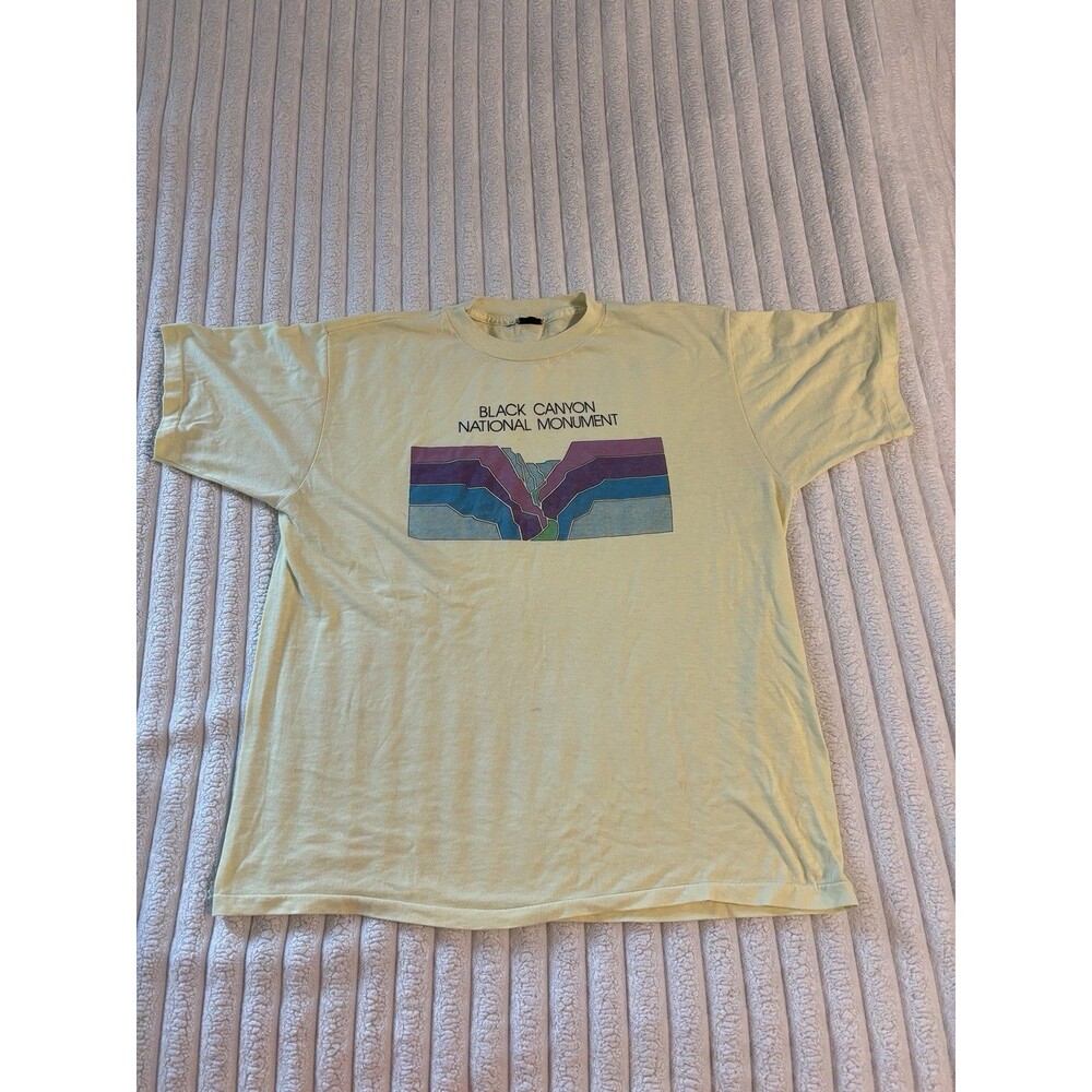Vintage Single Stitch Black Canyon National Monument Adult XL butter Yellow